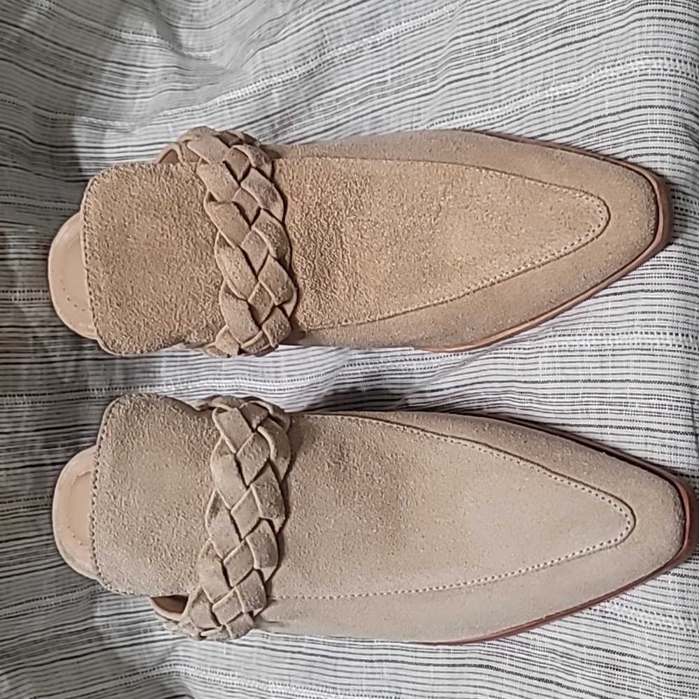 KAANAS Braided Suede Mules with chunky heel Tan Colored Slip-On Loafers Size 9
